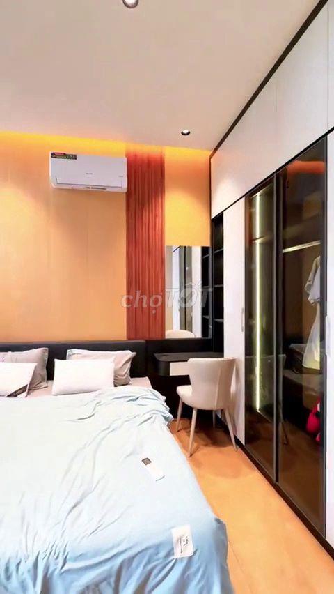 Bán Nhà Sát Vách Quận 7 4x16m - Giá 9.1 Tỷ