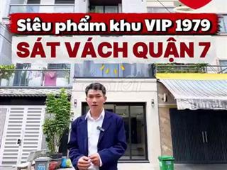 Bán Nhà Sát Vách Quận 7 4x16m - Giá 9.1 Tỷ