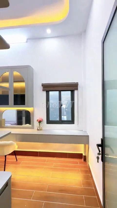 Bán Nhà Phố Hiện Đại 5x15m Sổ Riêng - Giá 4.99 Tỷ