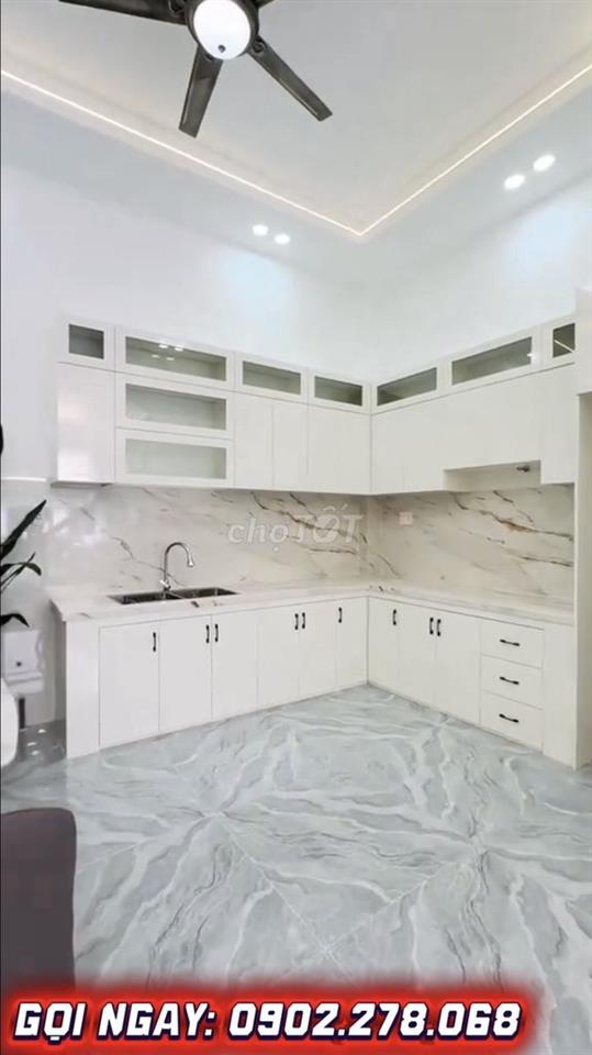 Chính chủ cần bán gấp nhà 1 trệt 2 lầu Giá 2ty299 triệu