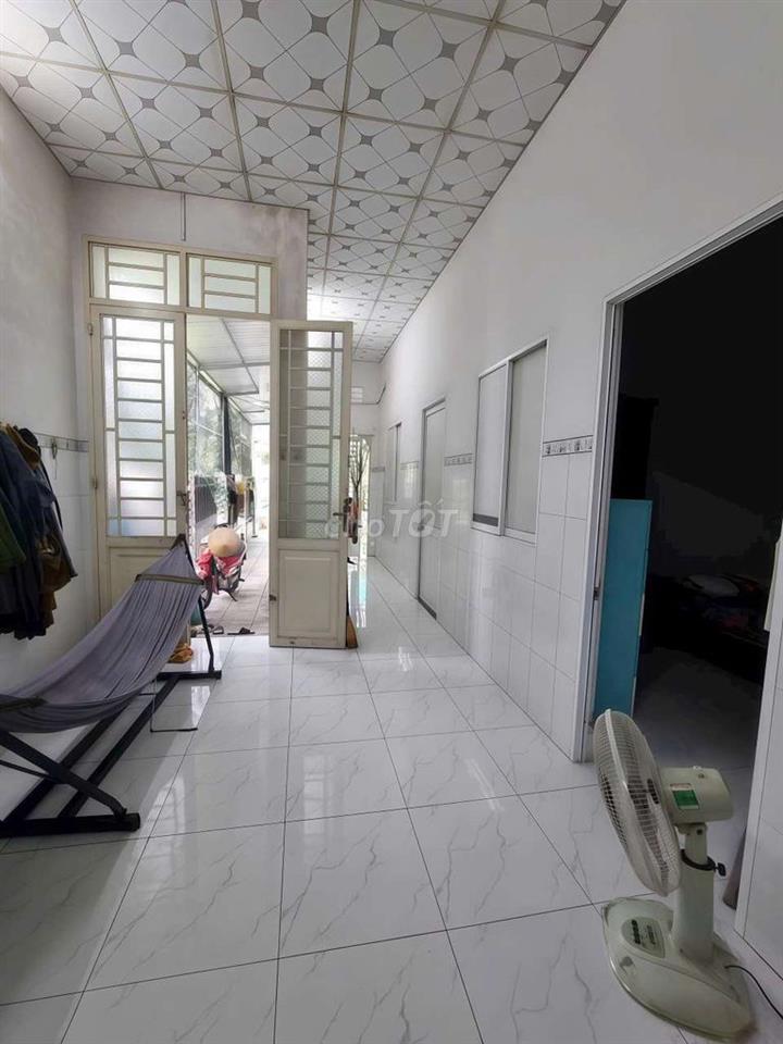 Bán nhà sổ hồng riêng Bình Chánh