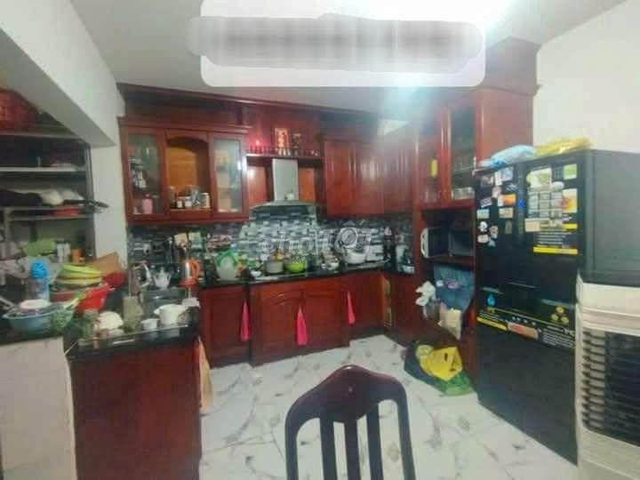 chính chủ cần bán gấp căn nhà Giá 2ty050tr để lấy tiền xây sở