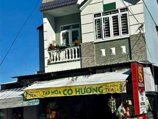 cô chú đi định cư nước ngoài gửi bán căn nhà giá 1 tỷ 330 triệu