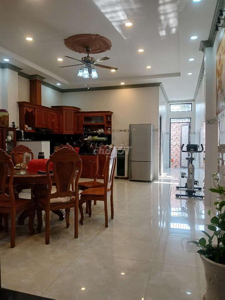 CHÍNH CHỦ CẦN BÁN GẤP NHÀ MẶT TIỀN ĐANG KINH DOANH MIỄN TRUNG GIAN