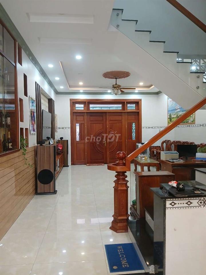 CHÍNH CHỦ CẦN BÁN GẤP NHÀ MẶT TIỀN ĐANG KINH DOANH MIỄN TRUNG GIAN