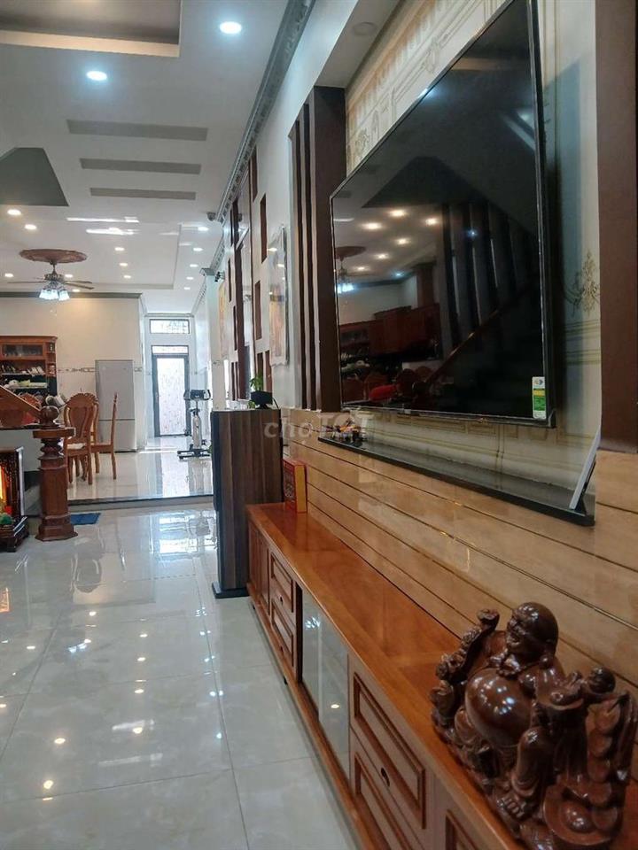 CHÍNH CHỦ CẦN BÁN GẤP NHÀ MẶT TIỀN ĐANG KINH DOANH MIỄN TRUNG GIAN