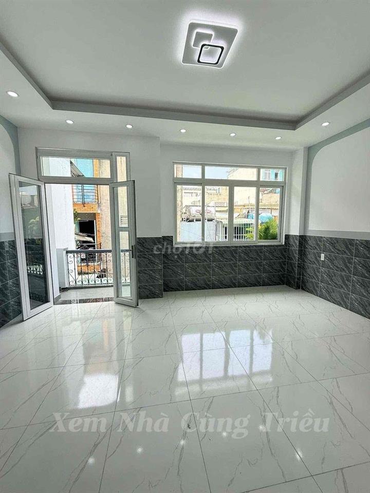 NGAY LÊ VĂN QUỚI - Ngang 5.6 Dài 13m - 3PN 2WC, HẺM XE HƠI