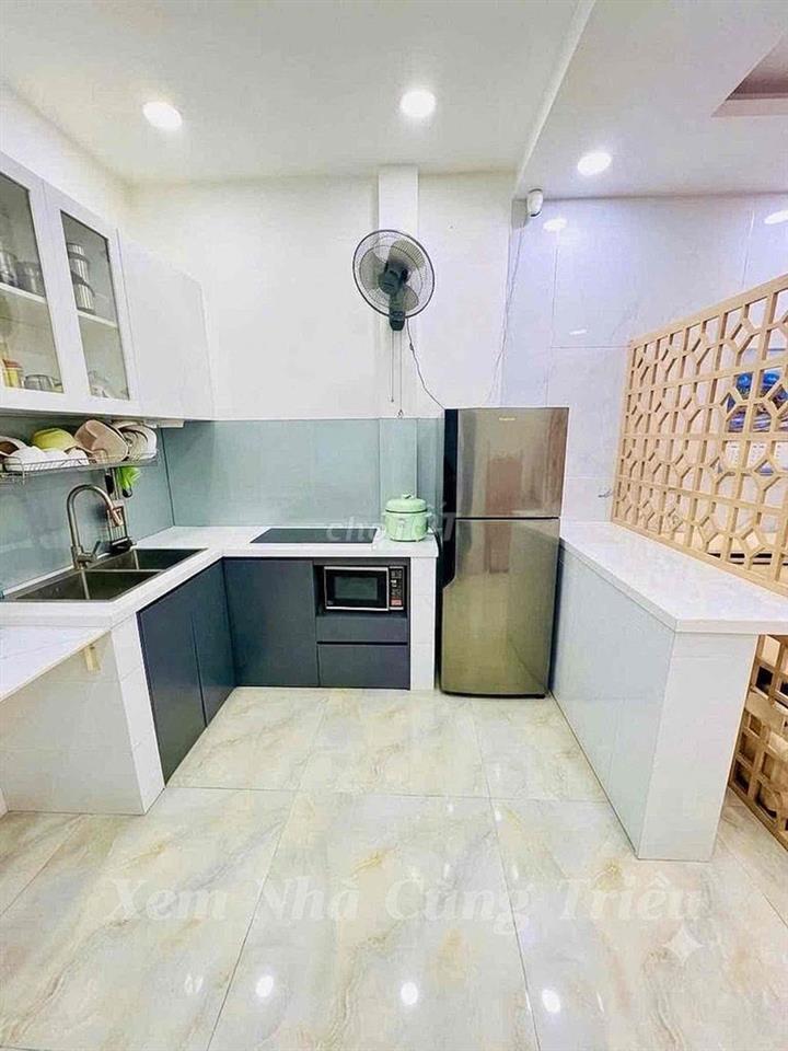 GẤPPP! - NGAY KHU TÊN LỬA, 40m2, 2 TẦNG ĐƯỜNG XE HƠI QUAY ĐẦU