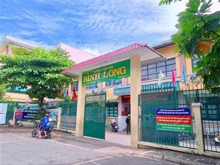 GẤPppp - Ngay cổng trường Tiểu Học Bình Long, 3 Tầng có Sân Thượng