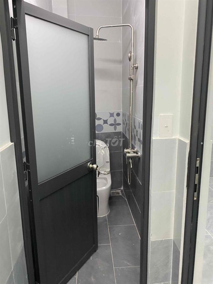 BÁN CĂN NHÀ MẶT TIỀN