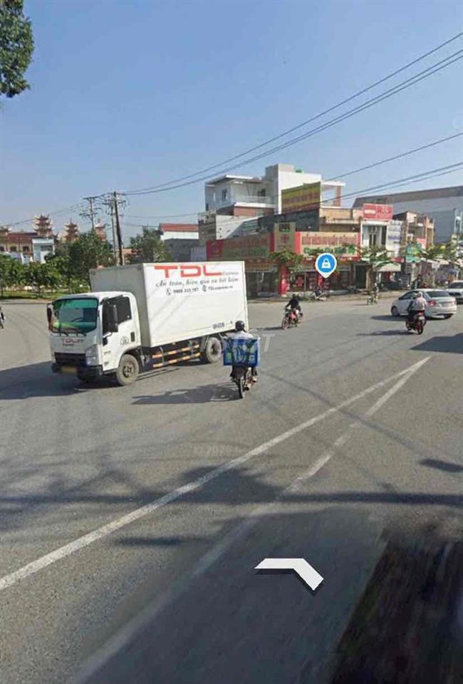 Bán lô đất thổ cư ngay trung tâm thị trấn Đức Hoà