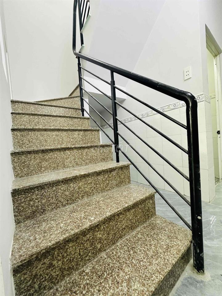 Chính chủ gửi bán nhà hẻm xe hơi c7d phạm hùng p bình Hưng tohcm