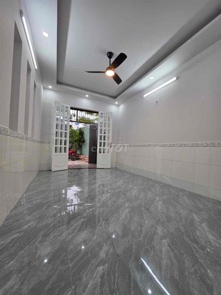 Chính chủ gửi bán nhà hẻm xe hơi c7d phạm hùng p bình Hưng tohcm