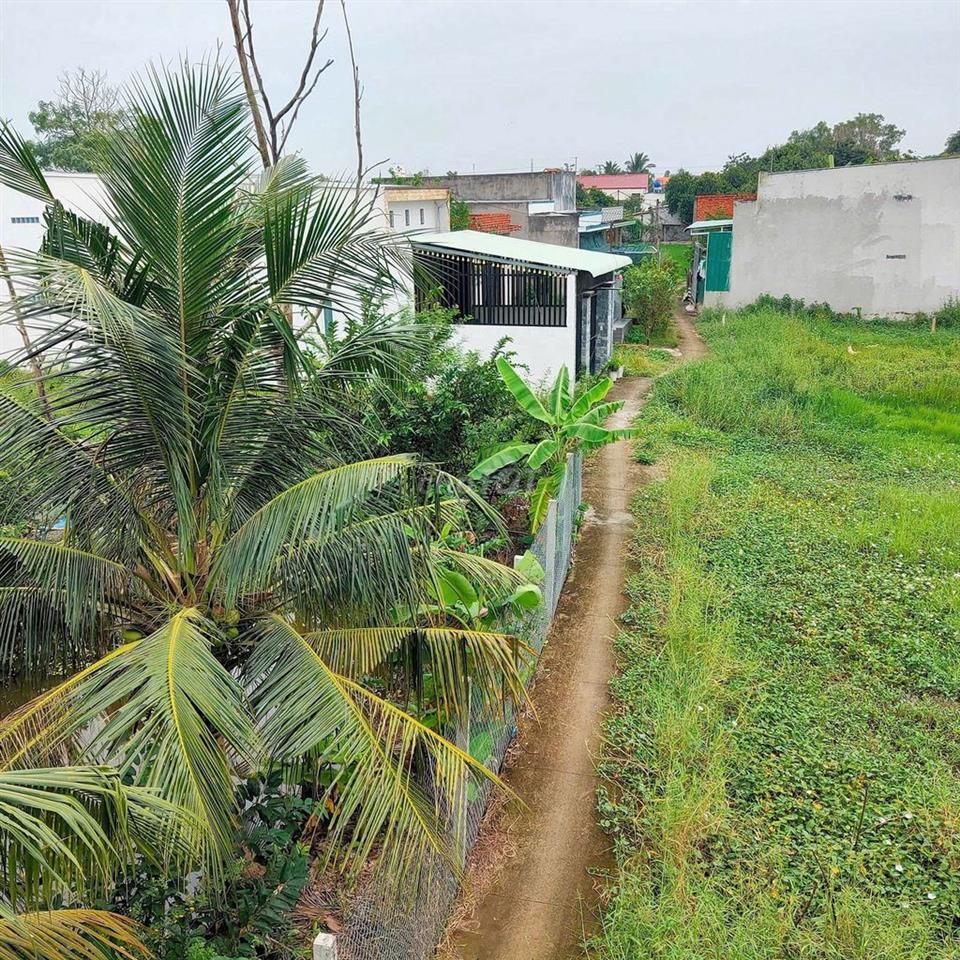 Bán nhà + lô đặt  Long An 