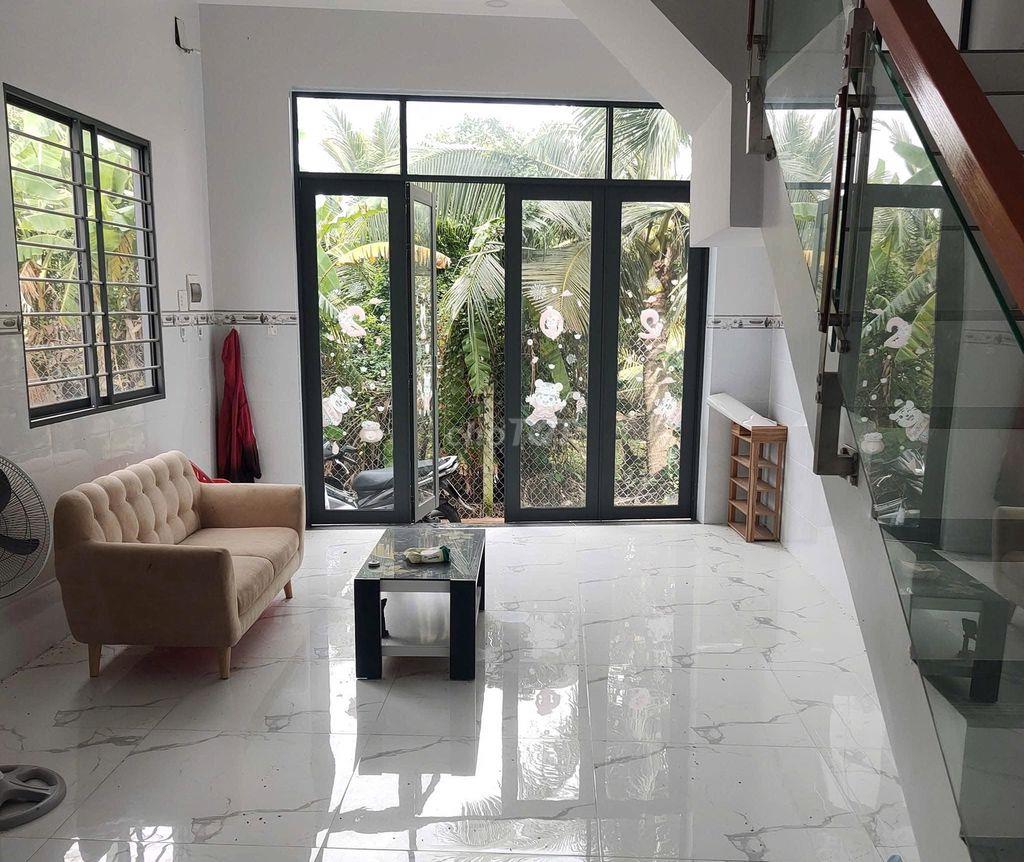 Bán nhà + lô đặt  Long An 