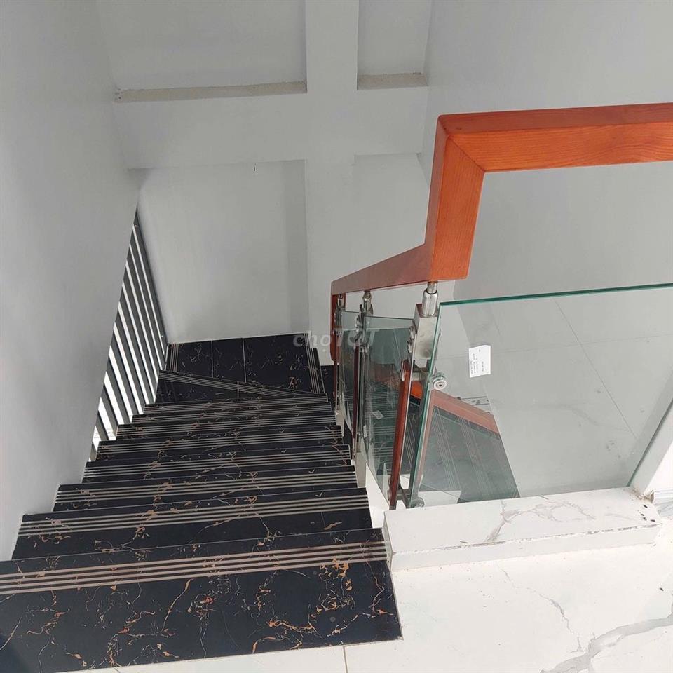 Bán nhà + lô đặt  Long An 