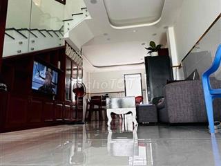 MẶT TIỀN VIP TẶNG LUÔN SÂN 3m70 KHÔNG TÍNH VÀO DIỆN TÍCH NHÀ