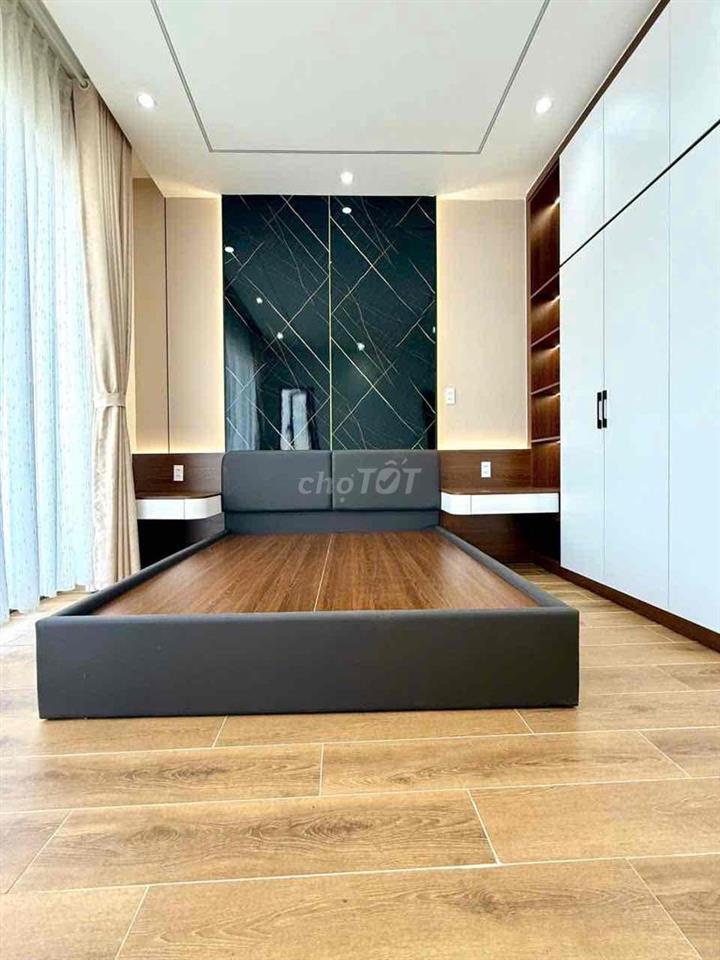 NHÀ ĐẸP NHẤT KHU, NỘI THẤT XỊN CHỦ NGỘP CẦN BÁN GẤP