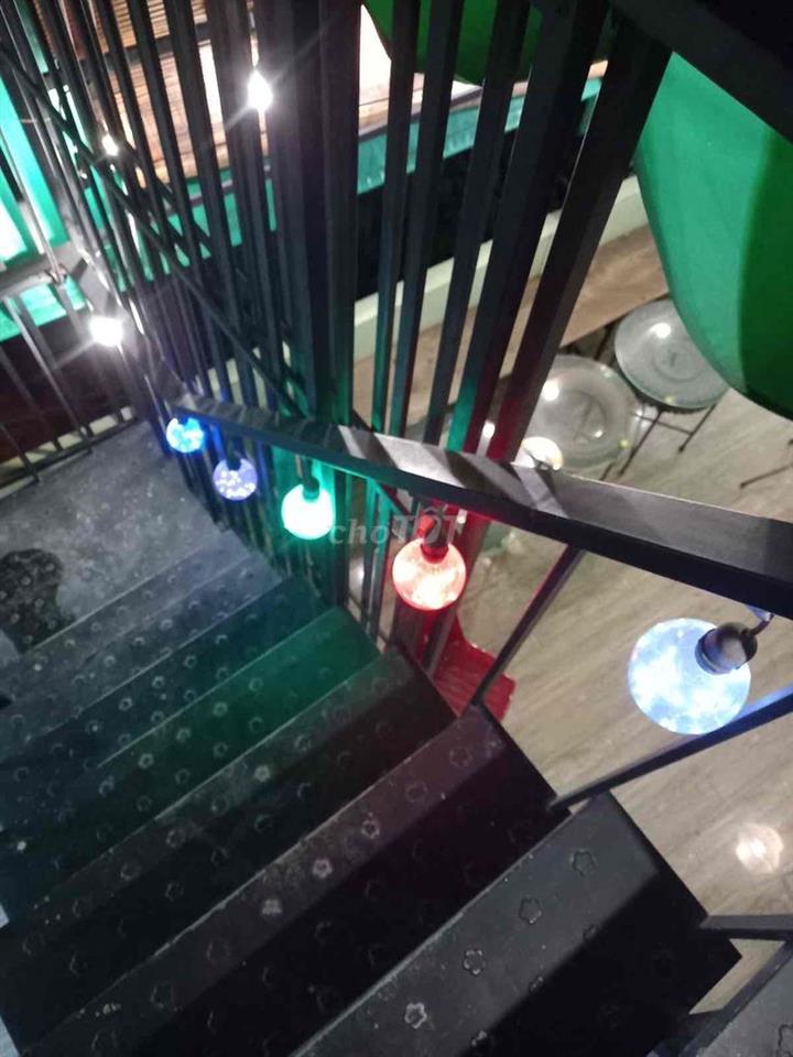 VỠ NỢ BÁN GẤP NHÀ