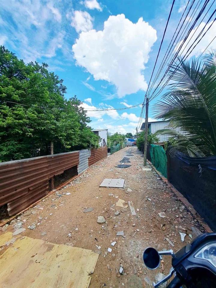 RẼ XĨU LUÔN, 1/ RA MẶT TIỀN LK 4-5(100m2)