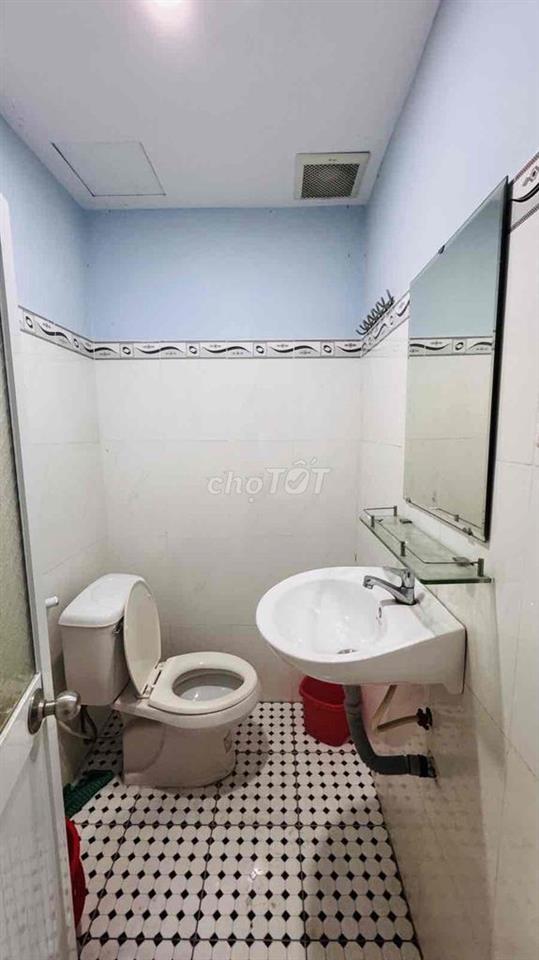 CĂN GÓC 3 MẶT TIỀN, GIÁ QUÁ HỜI