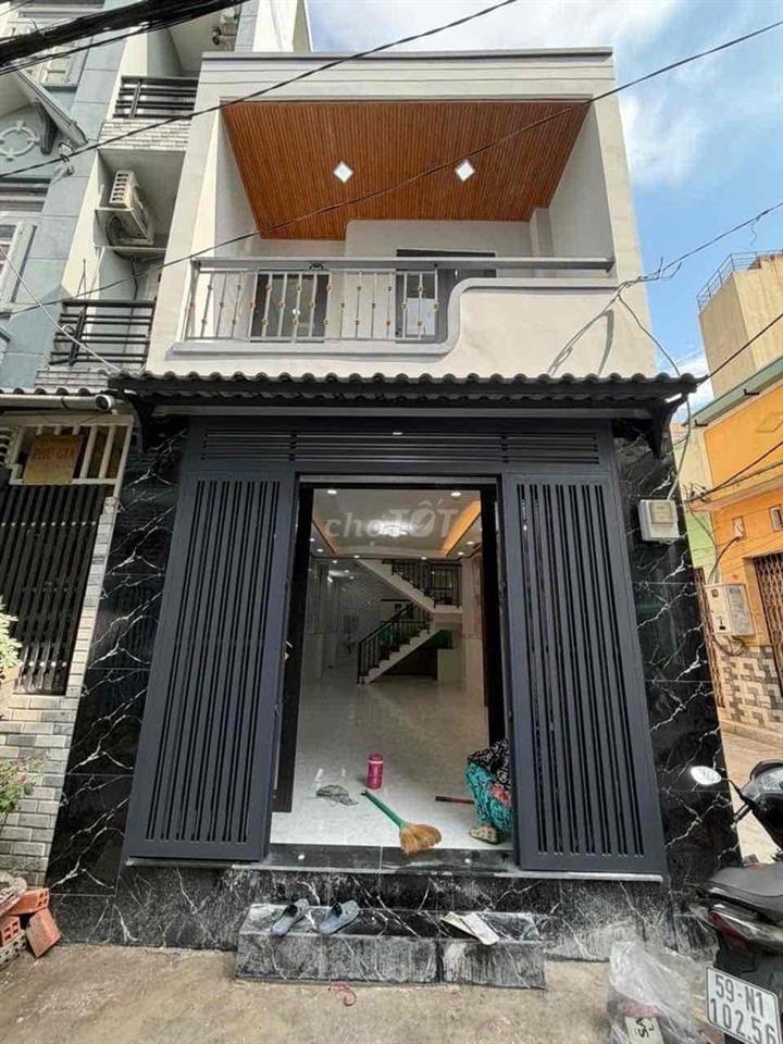 BÁN GẤP CĂN GÓC XE TẢI THÔNG ĐẮC ĐỊA