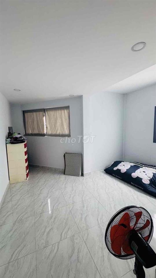CĂN GÓC THOÁNG,3 TẦNG CÒN MỚI ĐẸP