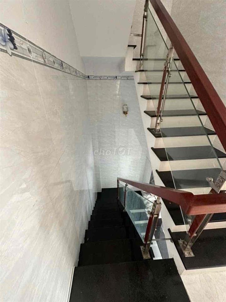 MẶT TIỀN CẦN BÁN GẤP, THƯƠNG LƯỢNG TỐT
