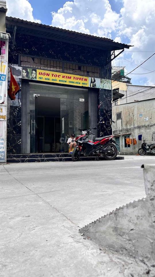 MẶT TIỀN NGỘP SỐC ( mua là kinh doanh luôn)
