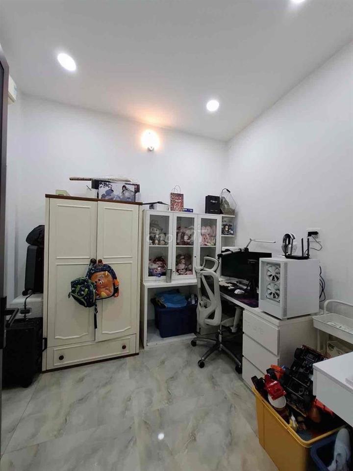 ĐÃ ĐẸP LẠI CÒN RẼ NỮA