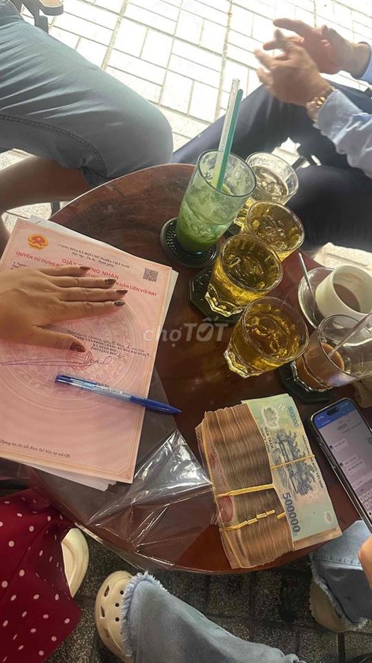 NHÀ CÓ XE HƠI XEM CĂN NÀY NGAY