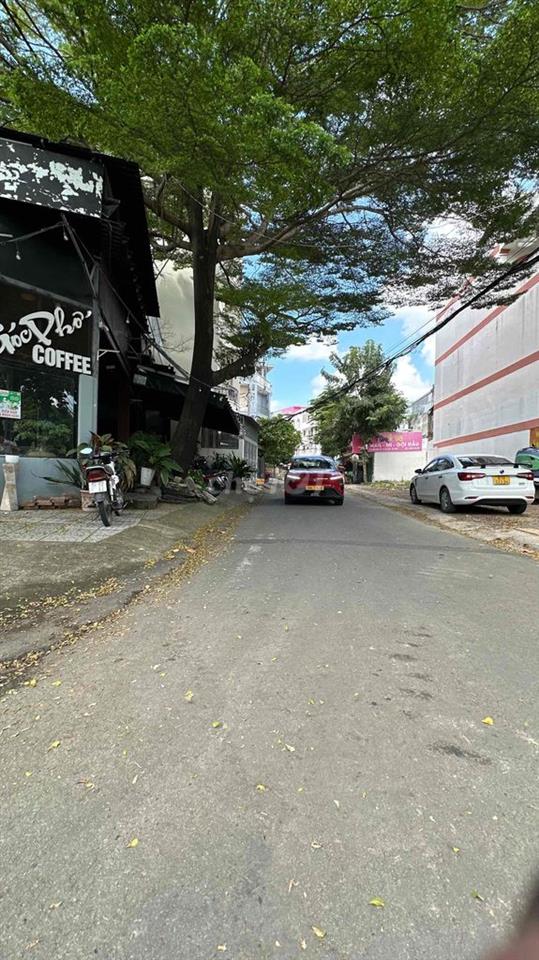 THUÊ LÀM CAFE 24h THÌ KHỎI PHẢI BÀN