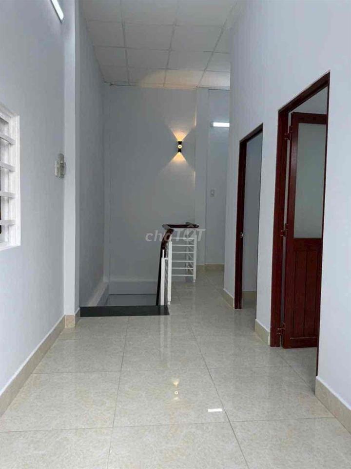 Gần Aeon Tân Phú, dt 35m2, 2 tầnd, 2PN, hẻm 3m