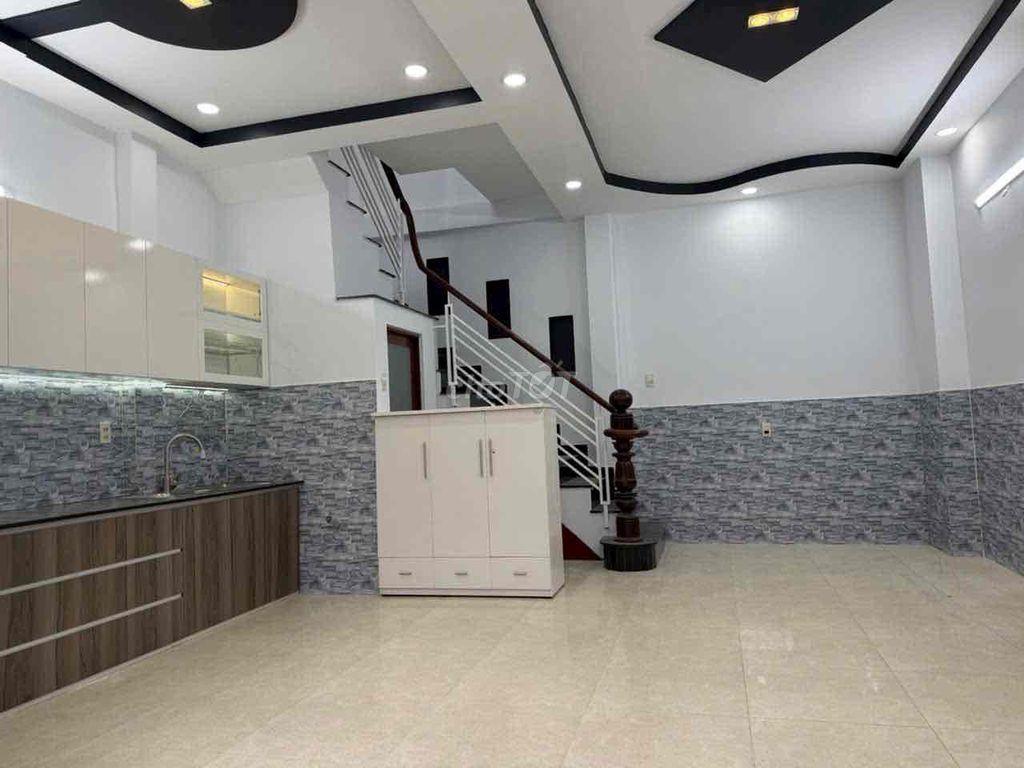 Gần Aeon Tân Phú, dt 35m2, 2 tầnd, 2PN, hẻm 3m