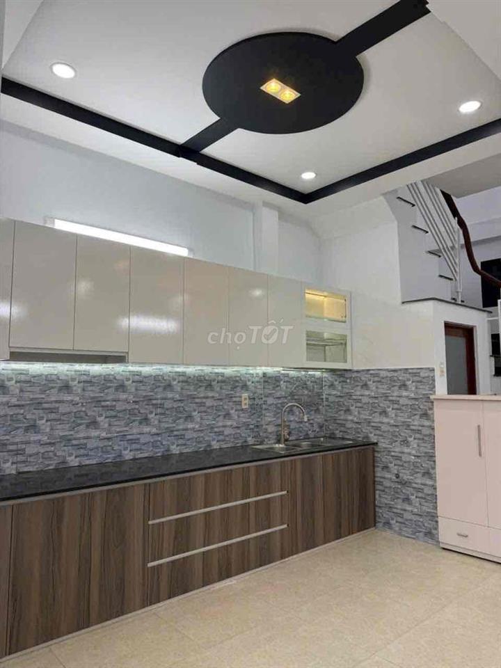 Gần Aeon Tân Phú, dt 35m2, 2 tầnd, 2PN, hẻm 3m