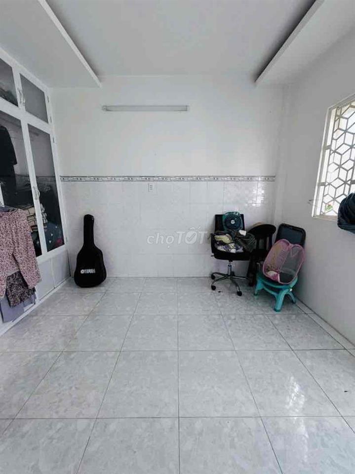 Sát bên Aeon Tân Phú, dtsd 42m2, 2PN, hẻm gần 4m thông, giá 2.68ty