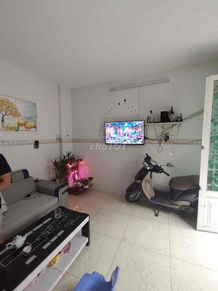 Nhà 54m2 sử dụng, 2PN, số nhà quận