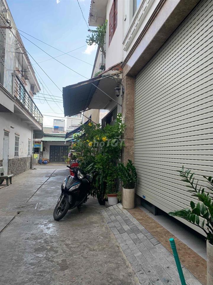 Nhà nguyên căn 4x12/1PN - 2WC, sát bên Aeon Tân Phú