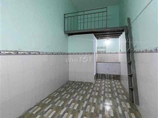 Gần ĐH QT Hồng Bàng, dt 20m2 có gác cao 2m, gần Đầm Sen