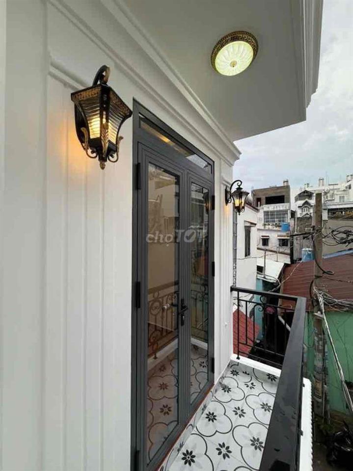 BÁN NHÀ - 3.850ty - Sát bên KDC Bầu Cát