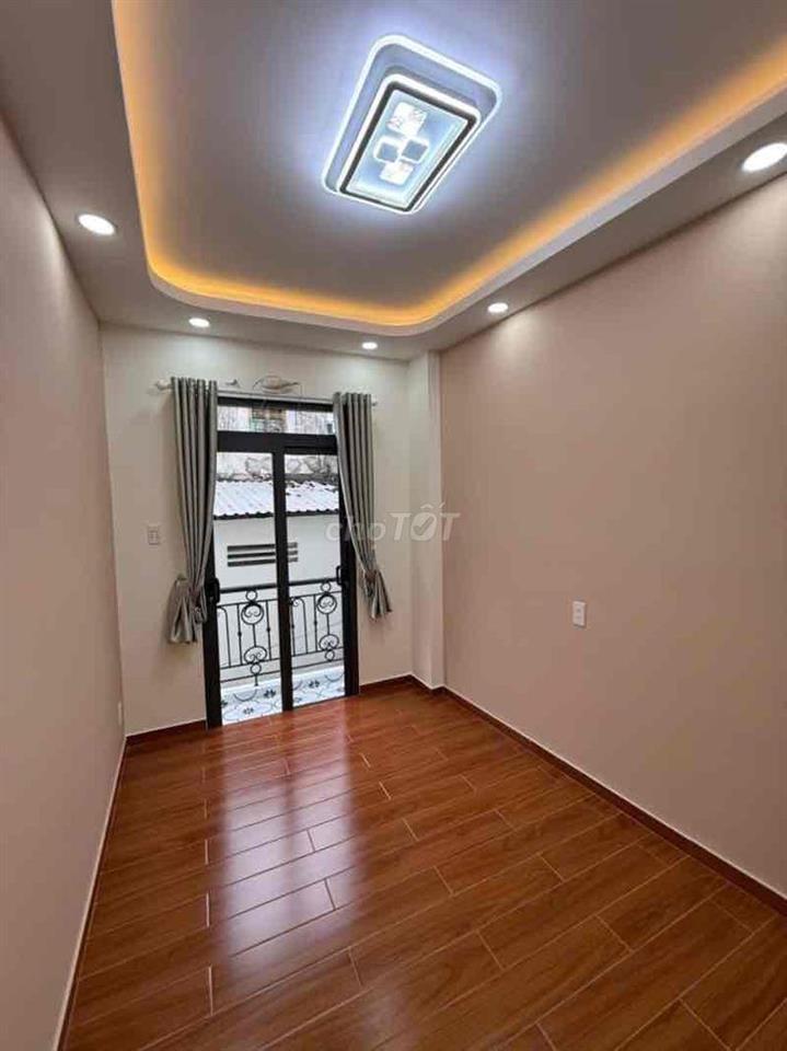 BÁN NHÀ - 3.850ty - Sát bên KDC Bầu Cát