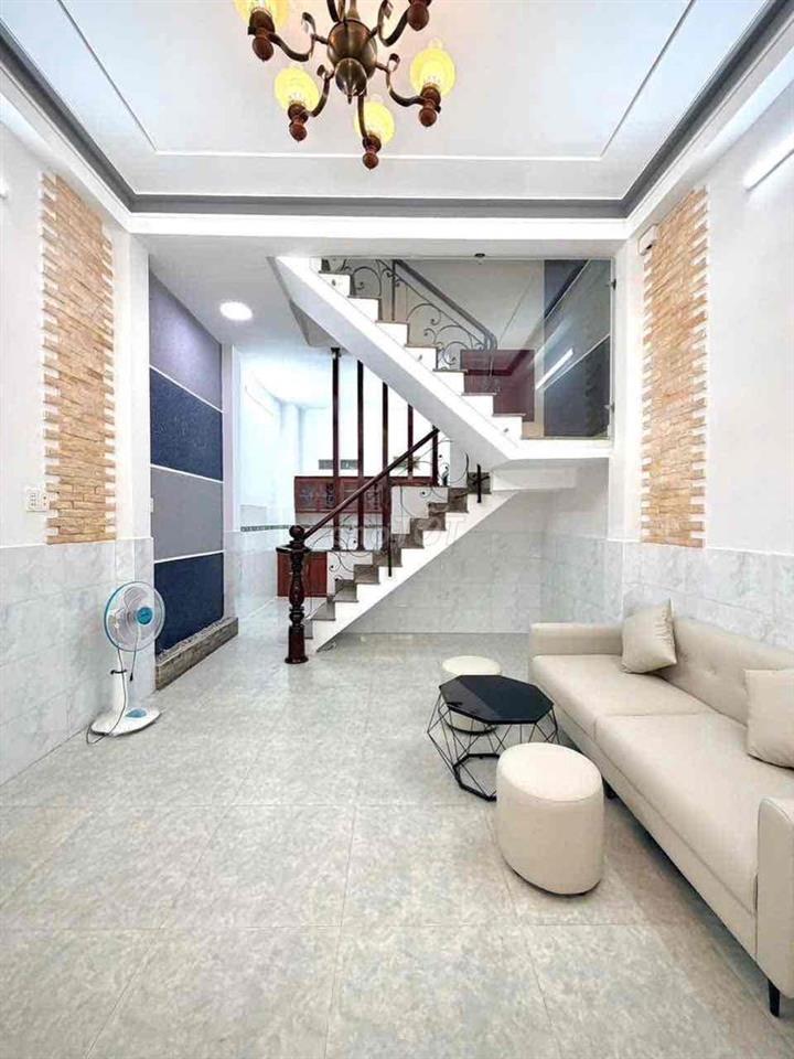 BÁN NHÀ 4 TẦNG KIÊN CỐ- ĐƯỜNG SỐ THÔNG LÊ VĂN QUỚI- BÌNH LONG - 40M2