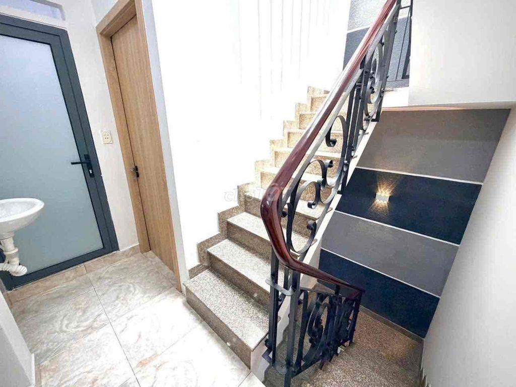 BÁN NHÀ 4 TẦNG KIÊN CỐ- ĐƯỜNG SỐ THÔNG LÊ VĂN QUỚI- BÌNH LONG - 40M2