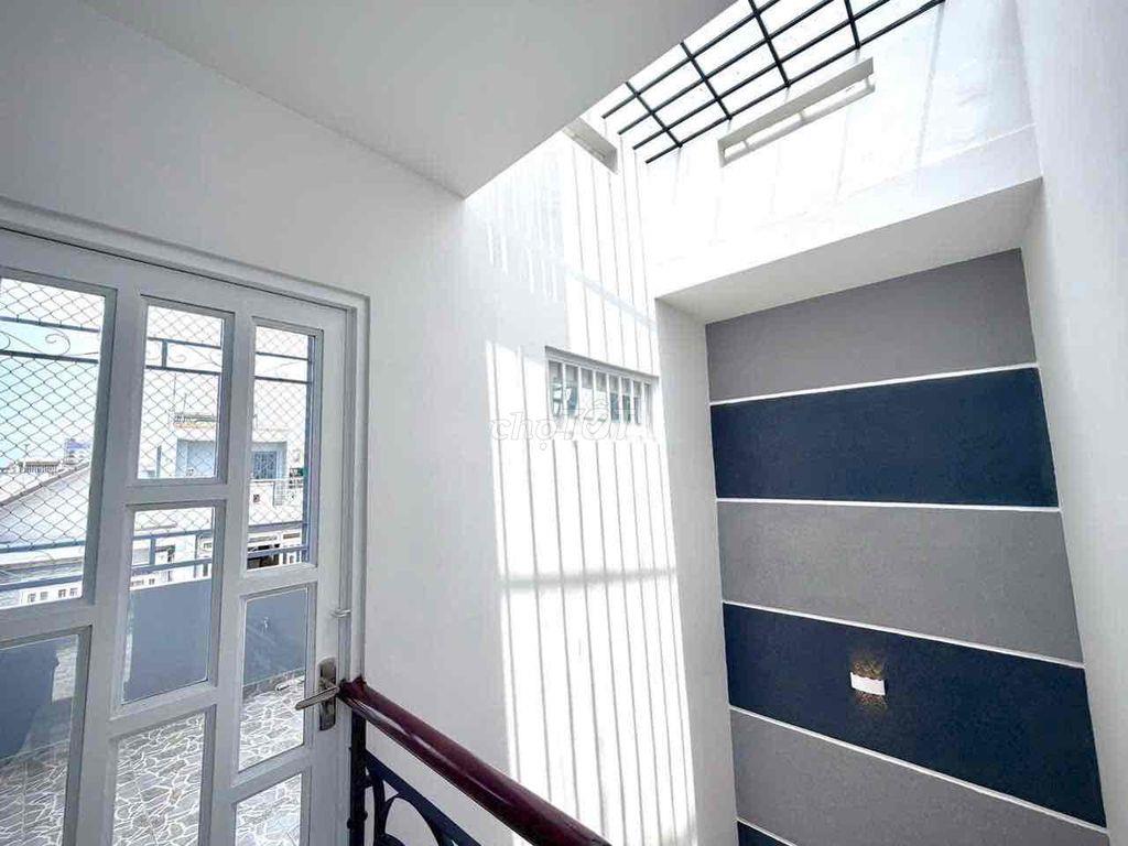 BÁN NHÀ 4 TẦNG KIÊN CỐ- ĐƯỜNG SỐ THÔNG LÊ VĂN QUỚI- BÌNH LONG - 40M2