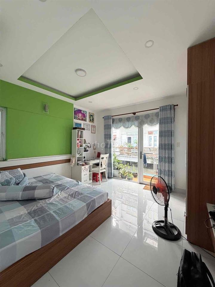 NHÀ ĐẸP 4 TẦNG NGANG 7- 70M2- KHU DÂN TRÍ SANG TRỌNG-CẠNH AEON TÂN PHÚ
