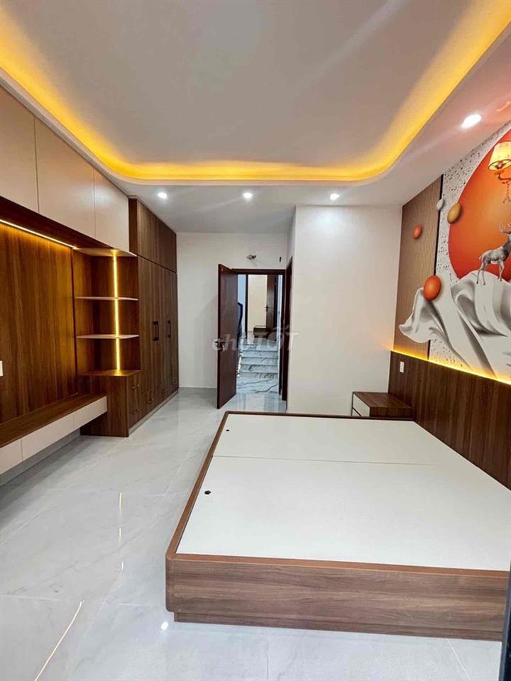 BÁN NHÀ KHU CAO TẦNG SANG TRỌNG LIÊN KHU 4-5- BÌNH TÂN- 5 TẦNG- 61M2
