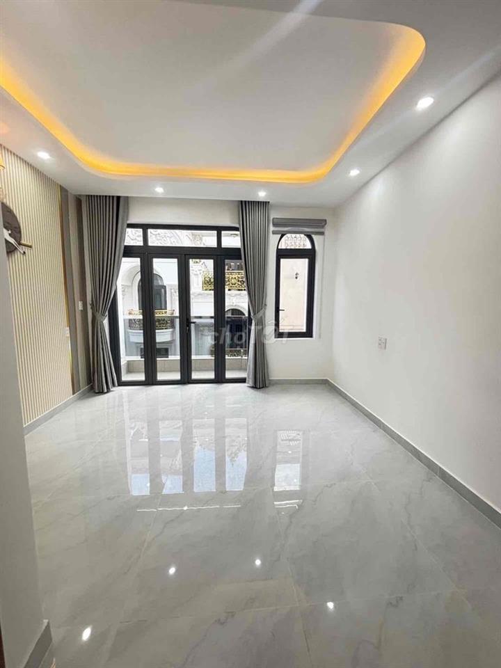 BÁN NHÀ KHU CAO TẦNG SANG TRỌNG LIÊN KHU 4-5- BÌNH TÂN- 5 TẦNG- 61M2