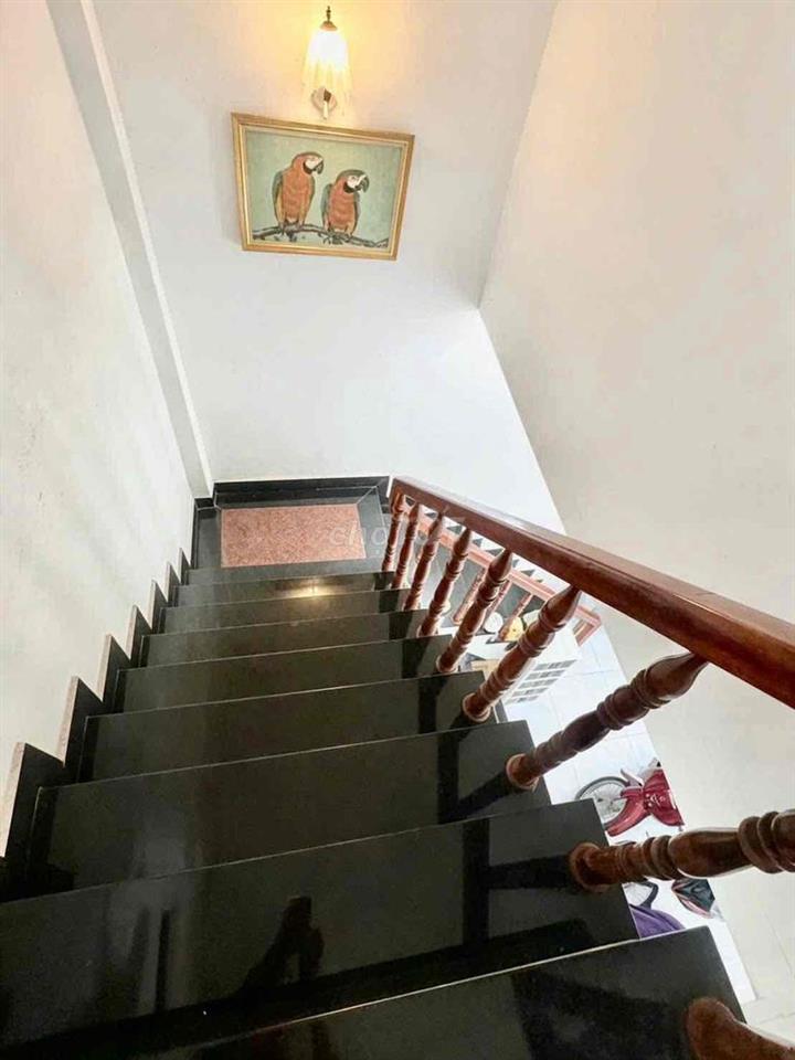 BÁN NHÀ GẦN CHỢ LONG THƯỢNG - LONG AN- NGANG 7M- 60M2- 2 TẦNG- 3PN