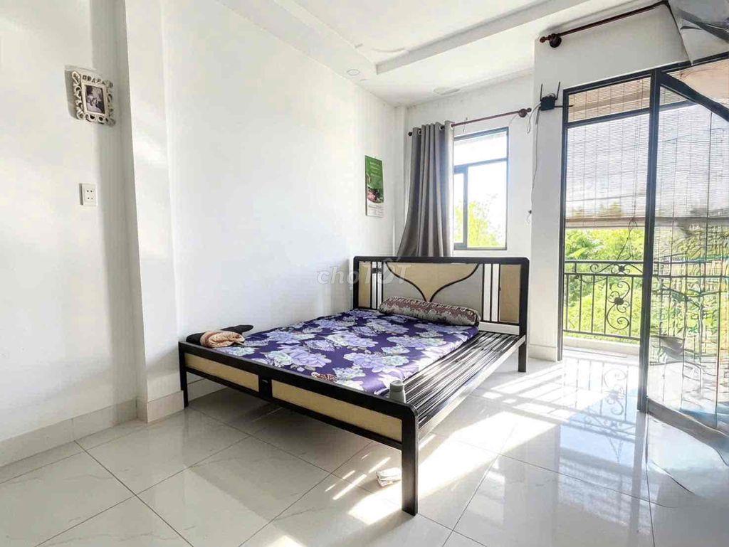 BÁN NHÀ GẦN CHỢ LONG THƯỢNG - LONG AN- NGANG 7M- 60M2- 2 TẦNG- 3PN