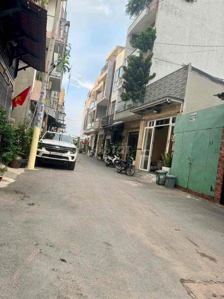 BÁN NHÀ LÊ VĂN QUỚI - BÌNH TÂN- HẺM XE HƠI- 2 TẦNG-  55M2 - NỞ HẬU